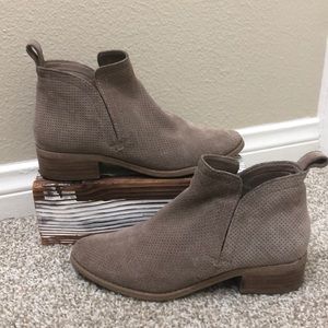 Dolce Vita Ankle Booties